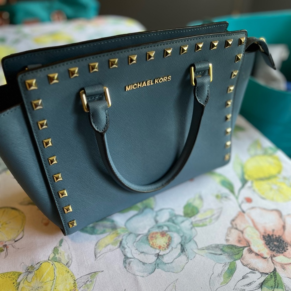 Michael Kors Purse & Wallet